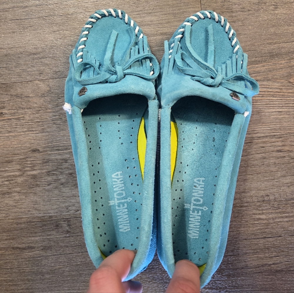 Minnetonka • Teal / Aqua Moccasin Loafers - Picture 7 of 10